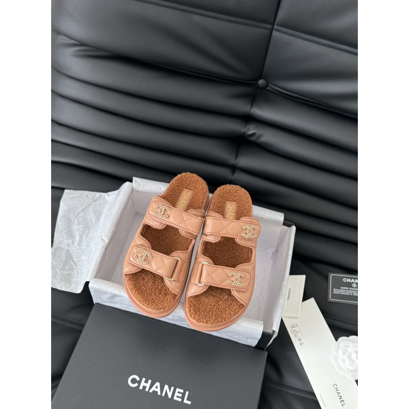 Ch*el slippers